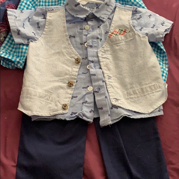2 outfits 1 extra shirt all new - Picture 5 of 6